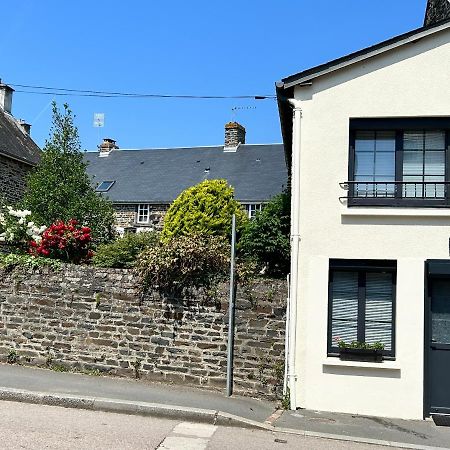 La Petite Maison Vila Pont-d'Ouilly Exterior foto